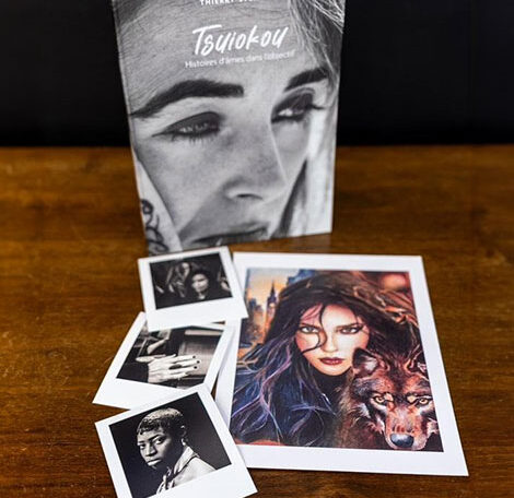 Livre Tsuiokou de Stenpicture avec tirage d'illustration à l’aquarelle et clichés polaroid