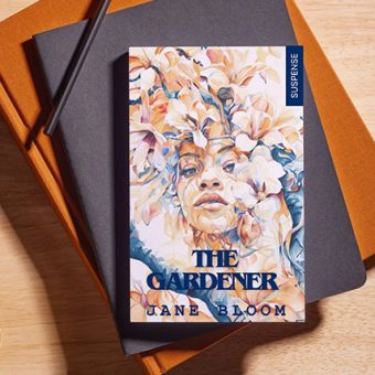 Projet personnel de couverture de livre avec une femme fleur illustrée par Julie Vigneron